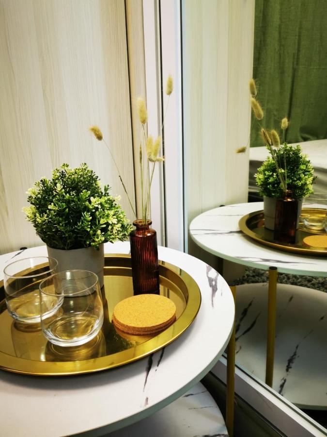 Awesome Value, Great Location Apartment Манила Екстериор снимка